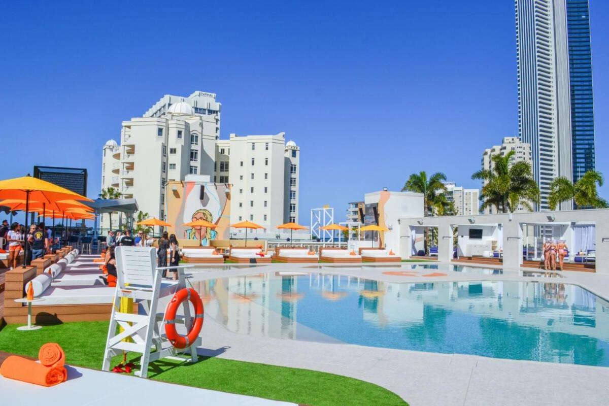 Close To Everything! Beautiful Hotel Studio'S, Sleeps 4 Gold Coast Dış mekan fotoğraf