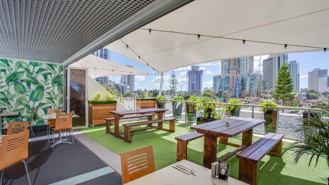 Close To Everything! Beautiful Hotel Studio'S, Sleeps 4 Gold Coast Dış mekan fotoğraf